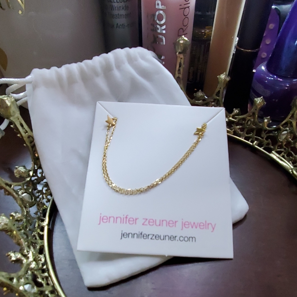 Jennifer Zeuner necklace